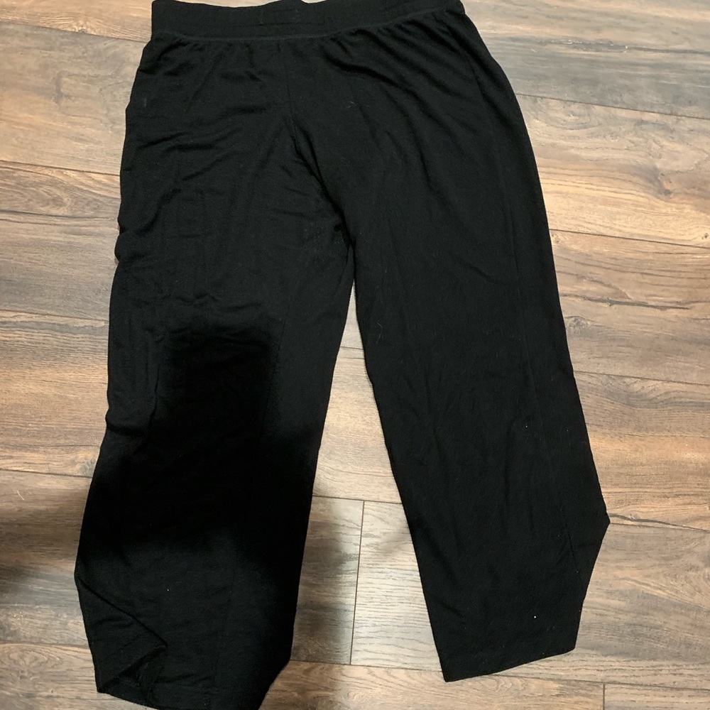Black gaucho pants stretchy, good for lounging